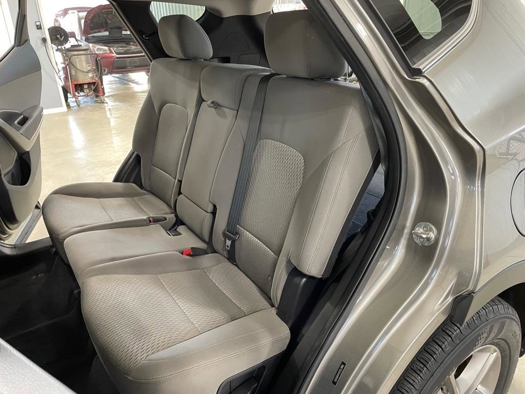 Used 2018 Hyundai Santa Fe Sport image 14