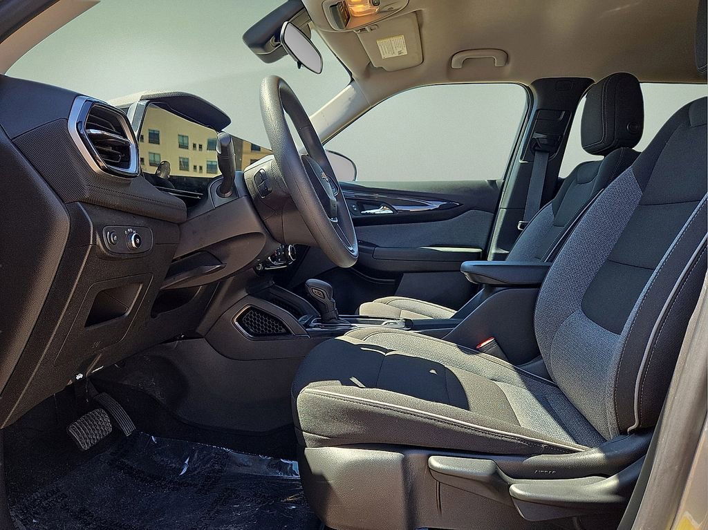 Used 2025 Chevrolet TrailBlazer LT FWD image 22