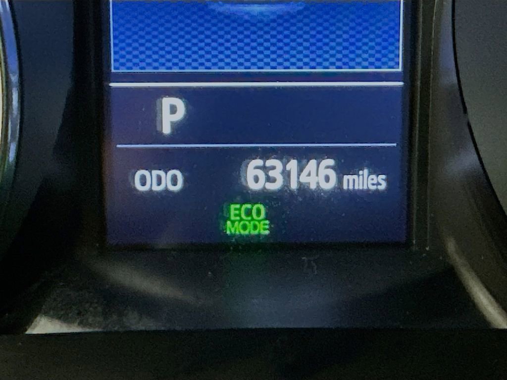 Used 2021 Toyota C-HR XLE FWD image 14