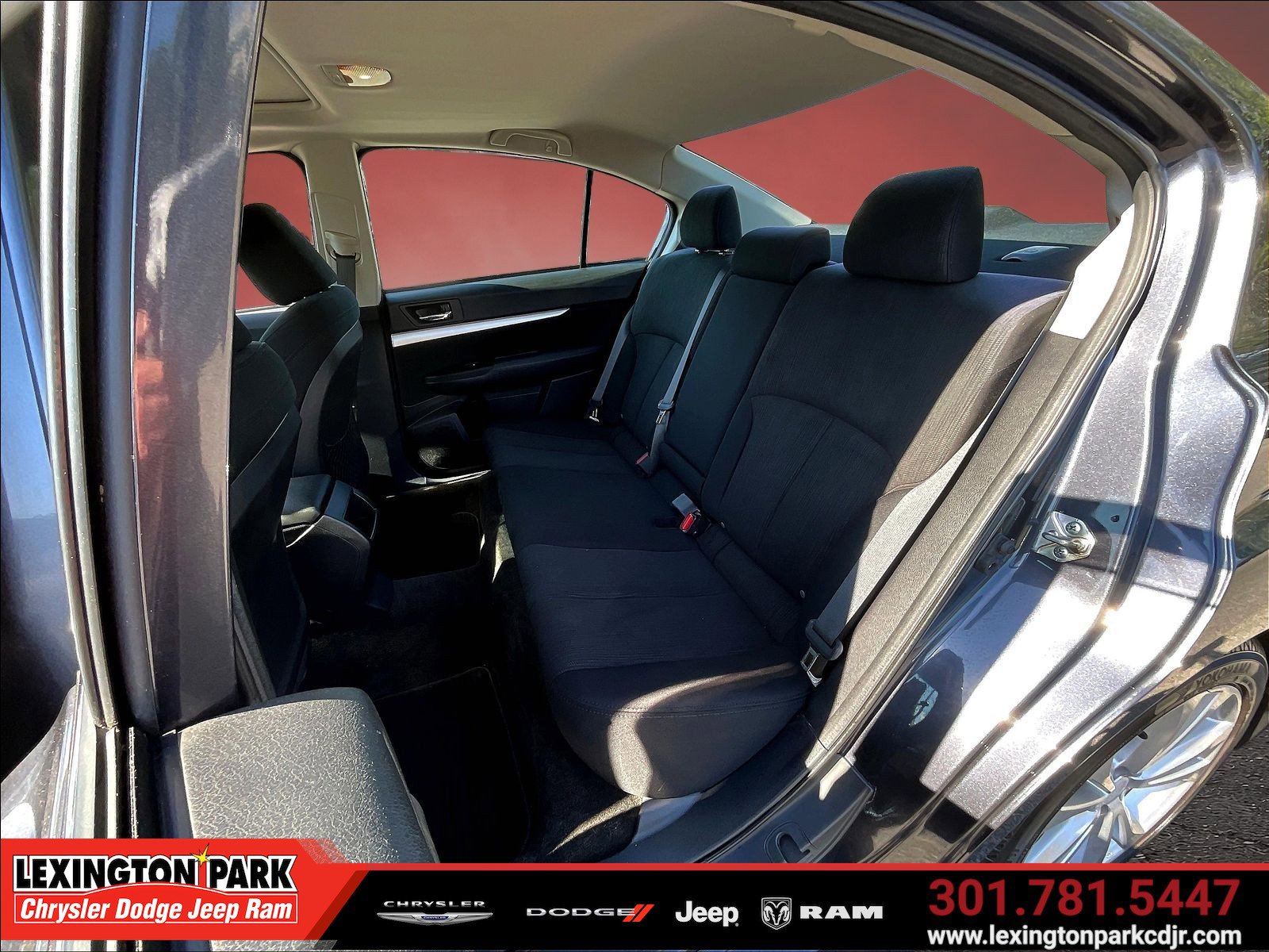 Used 2013 Subaru Legacy 2.5i Premium w/ All-Weather Pkg + Moonroof AWD/4WD image 21