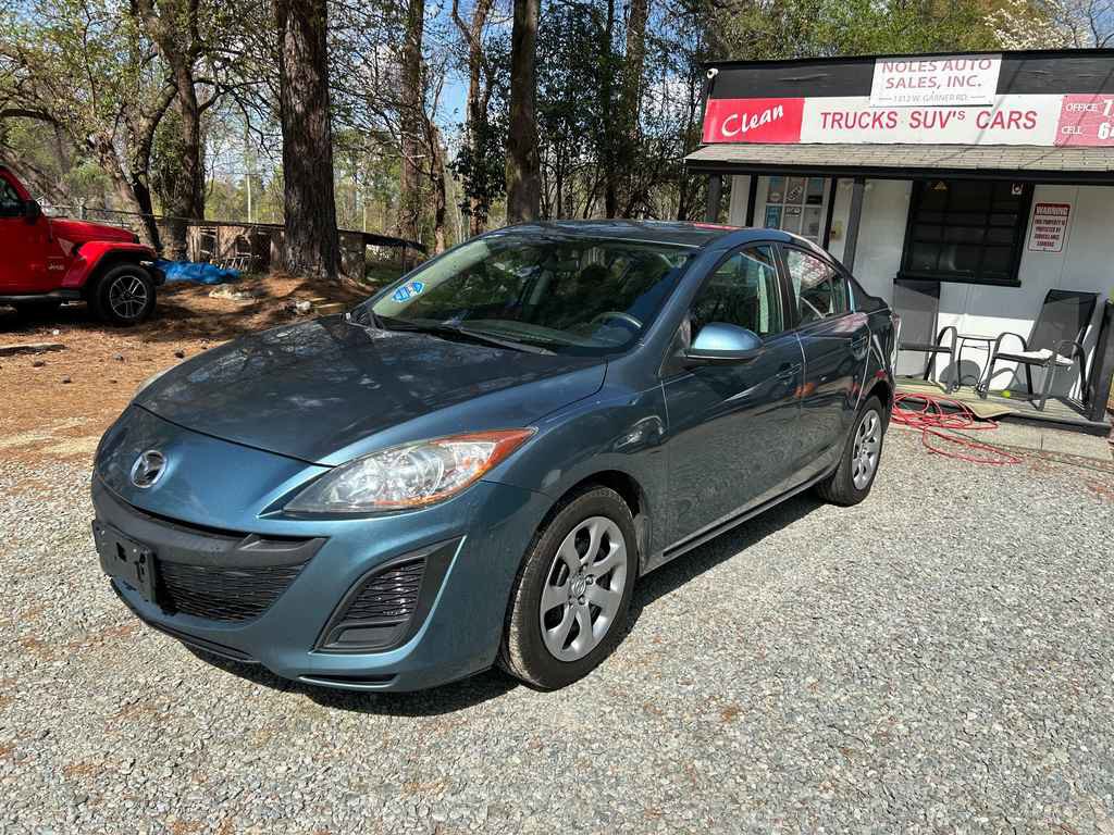 Used 2010 MAZDA MAZDA3 i Sport image 3
