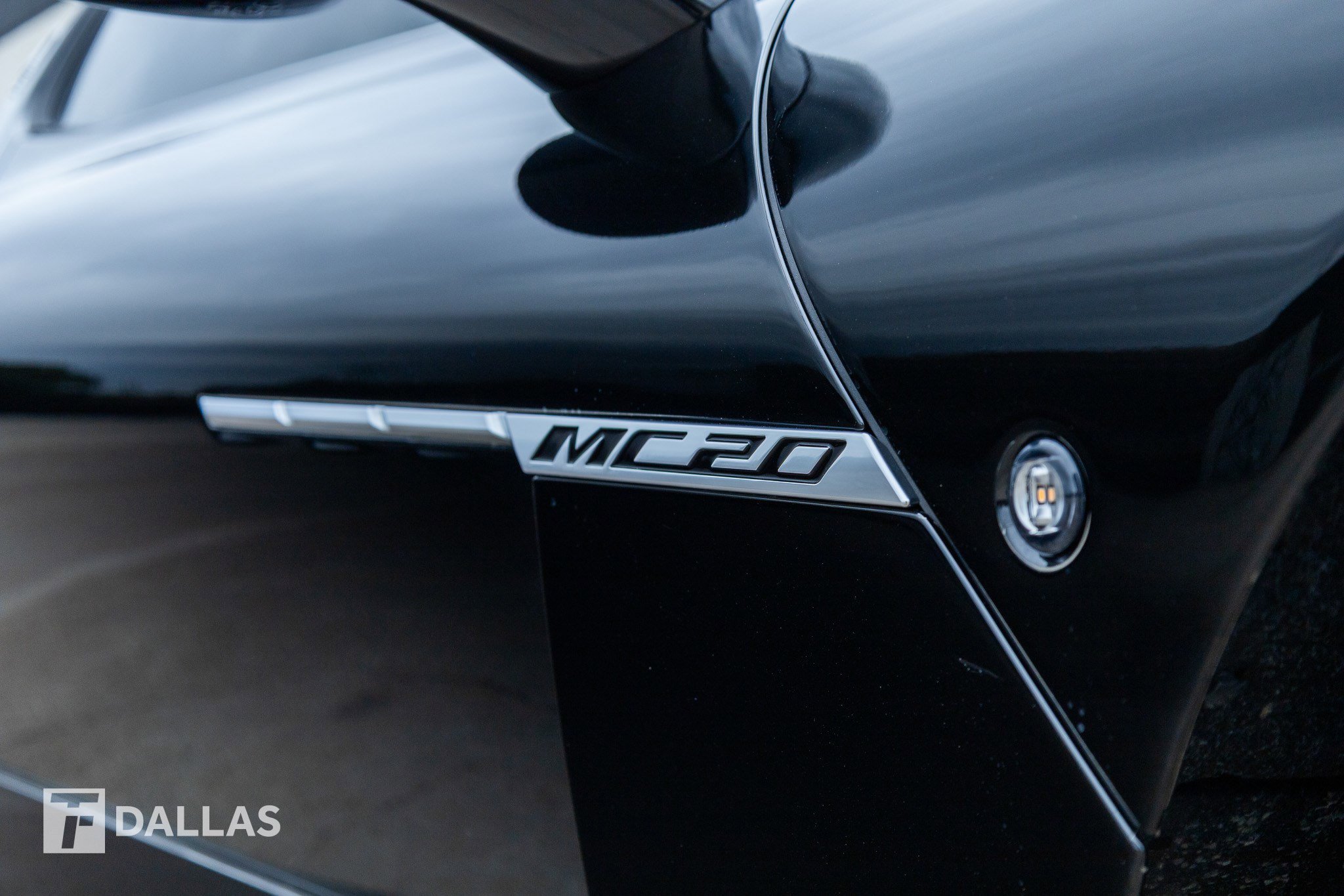Used 2023 Maserati MC20 Coupe RWD image 20