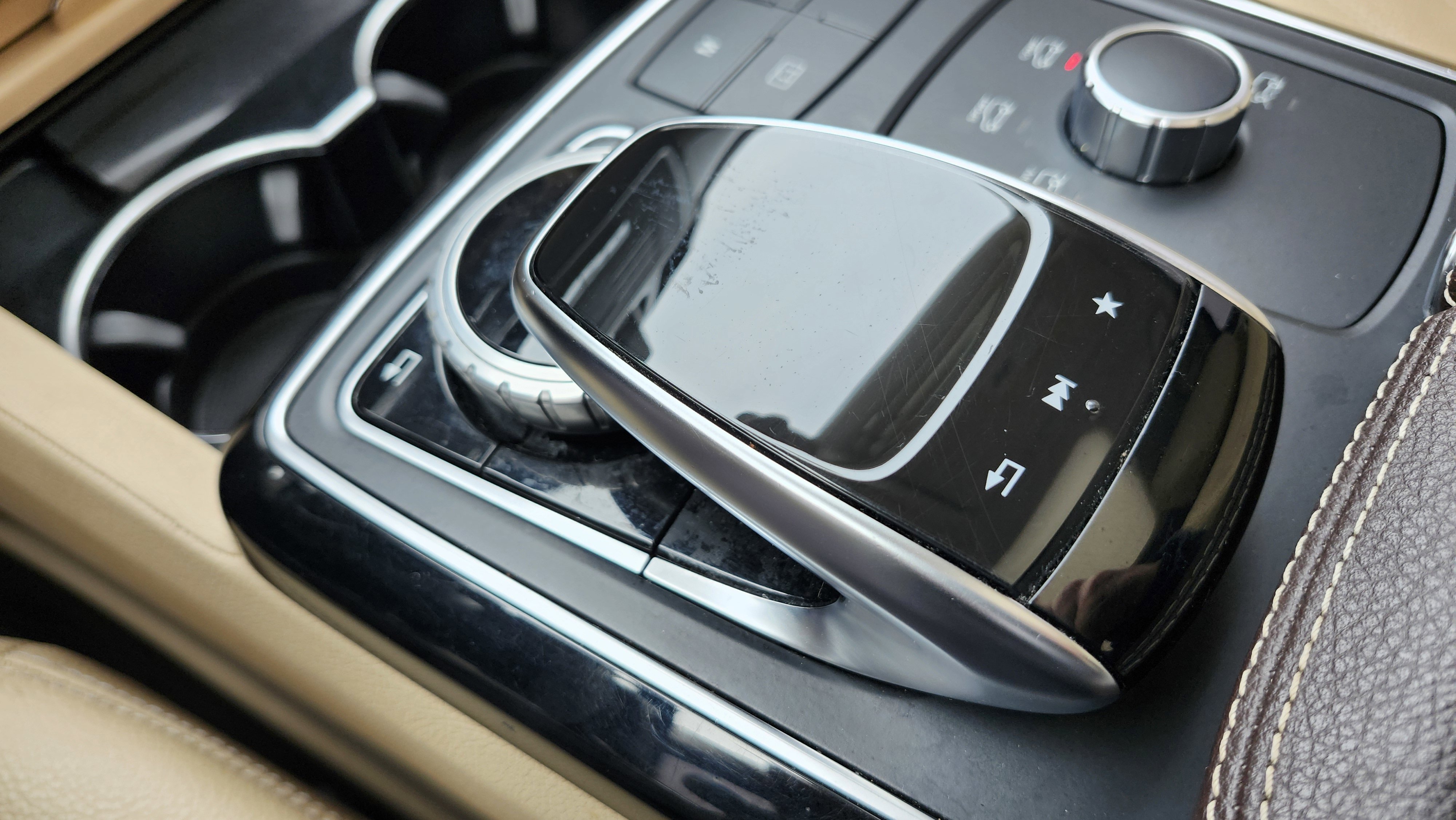 Used 2017 Mercedes-Benz GLE 350 4MATIC w/ Premium 1 Package image 9