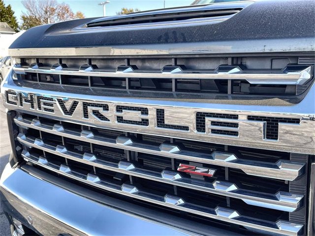 Certified 2022 Chevrolet Silverado 2500 LTZ w/ LTZ Plus Package image 30