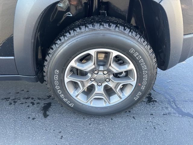 Used 2022 Jeep Cherokee Trailhawk w/ Premium Leather Package AWD/4WD image 15