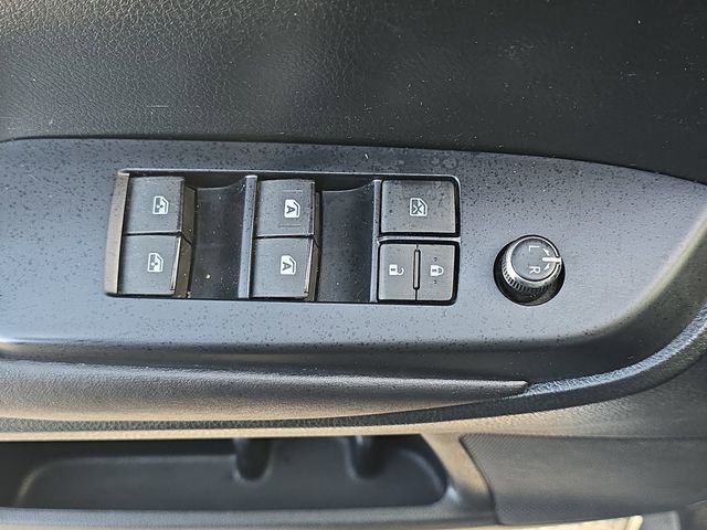 Used 2016 Toyota Highlander Plus image 29