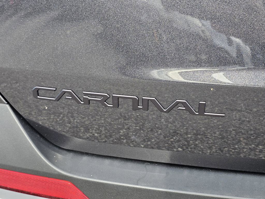 Certified 2026 Kia Carnival SX w/ SX Dark Edition Package image 10