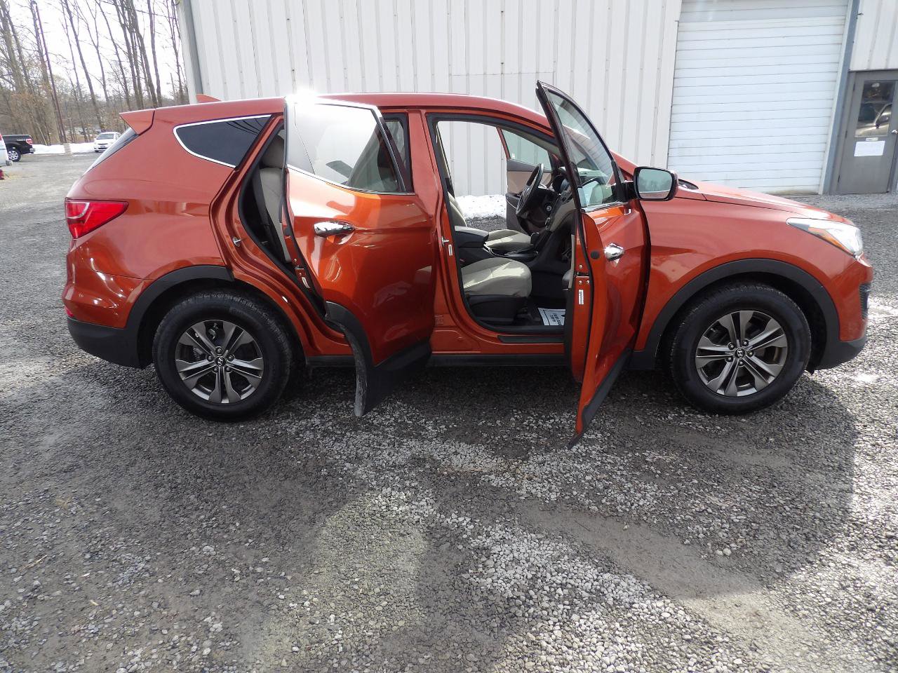 Used 2015 Hyundai Santa Fe Sport image 6
