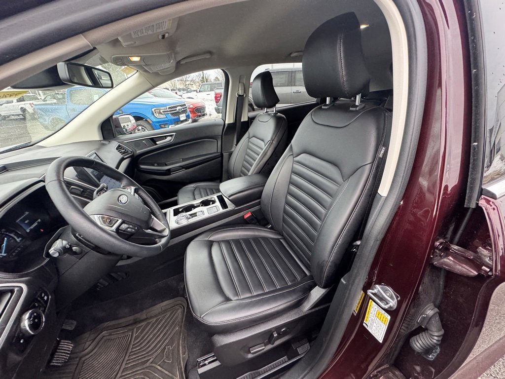Certified 2024 Ford Edge SEL w/ Convenience Package image 8