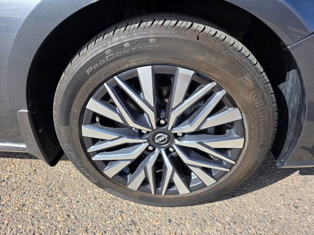 Used 2023 Nissan Altima 2.5 SV image 6