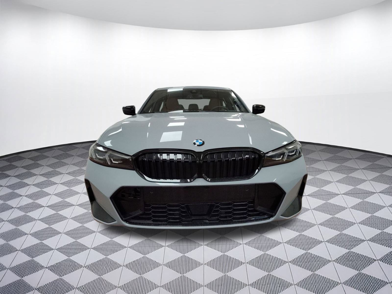 New 2026 BMW 330i Sedan w/ M Sport Package image 5