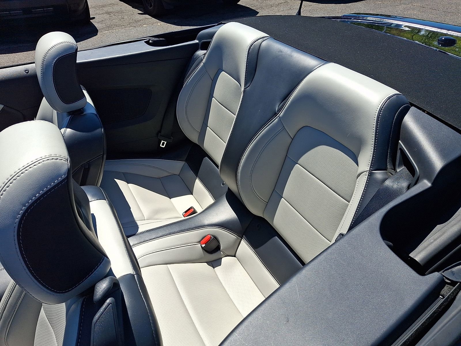 Used 2024 Ford Mustang Premium RWD image 13