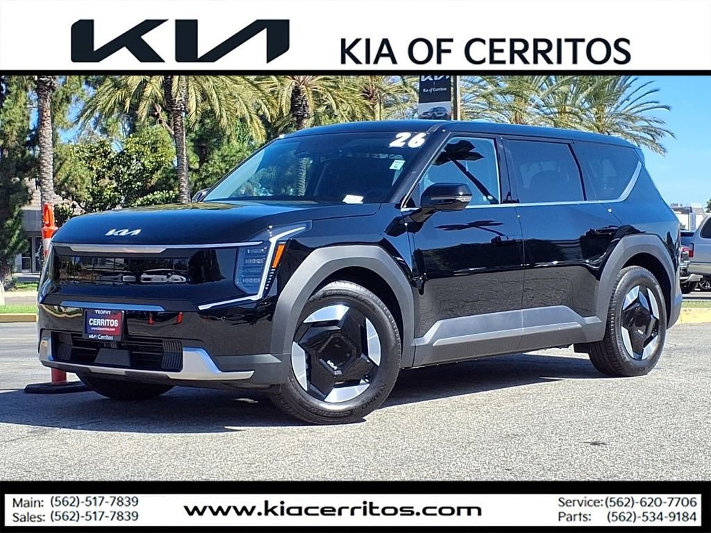 Used 2026 Kia EV9 Light RWD image 1