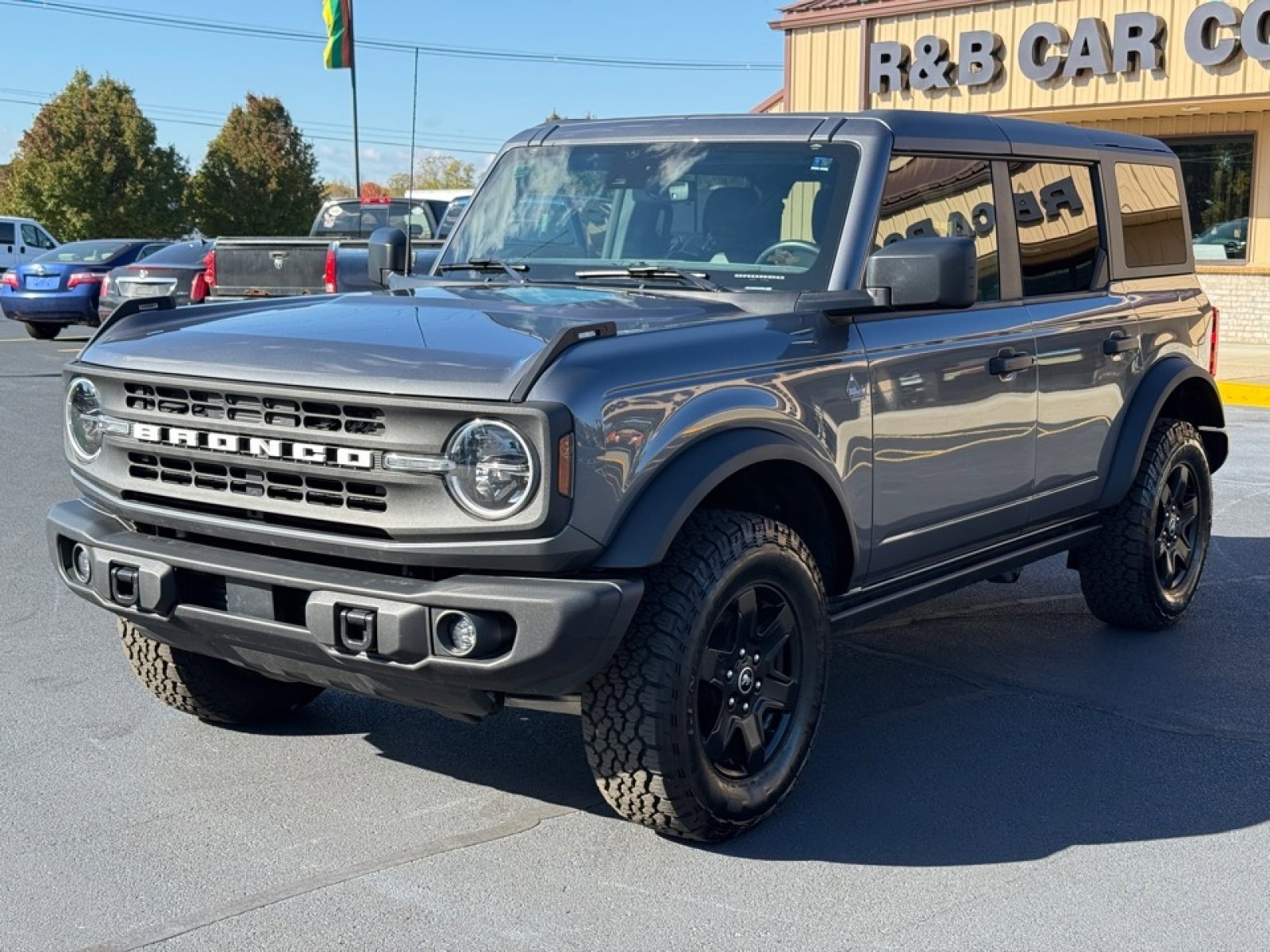Used 2024 Ford Bronco Black Diamond image 4