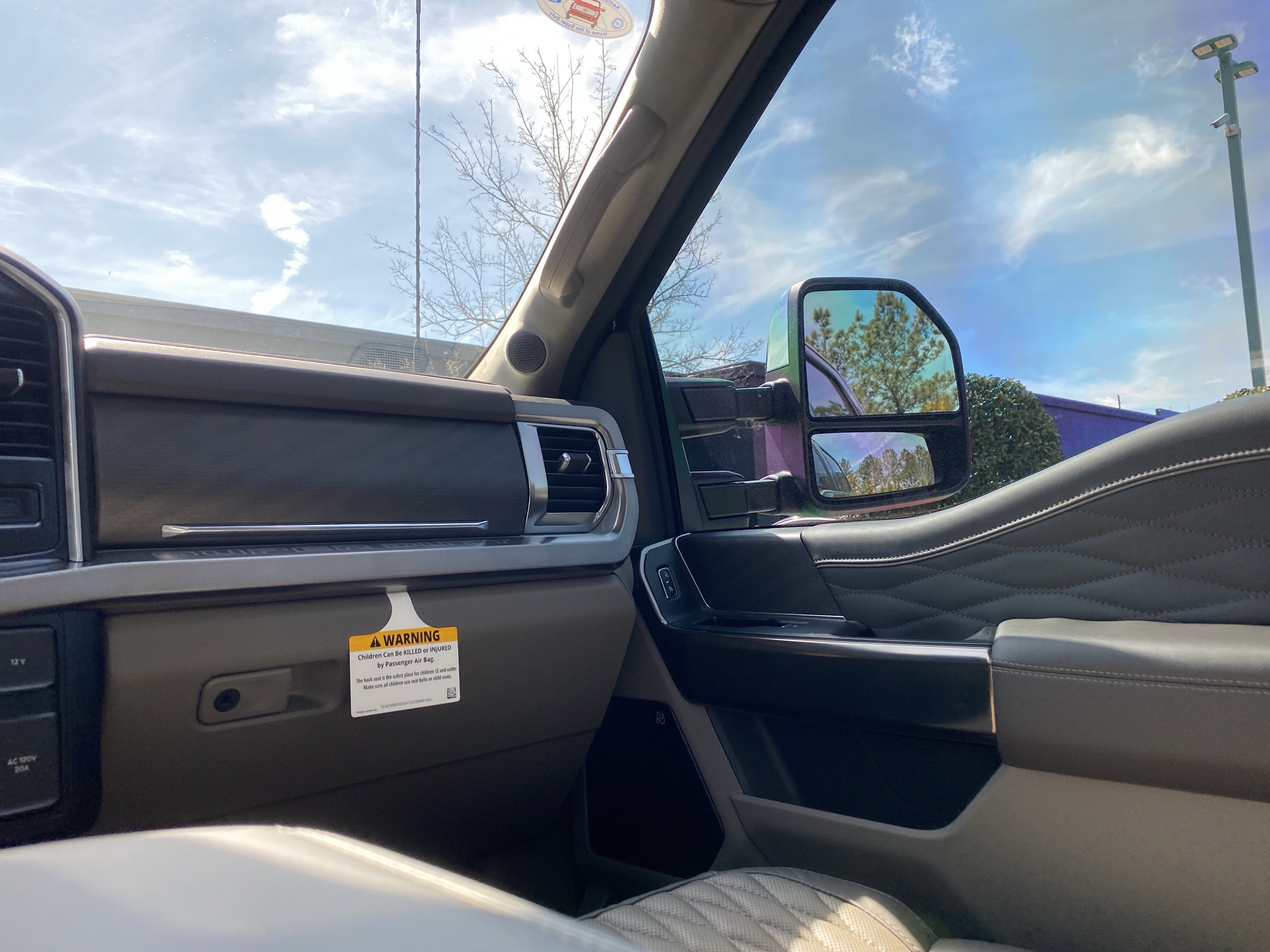 Used 2026 Ford F450 Platinum w/ Platinum Plus Package image 19