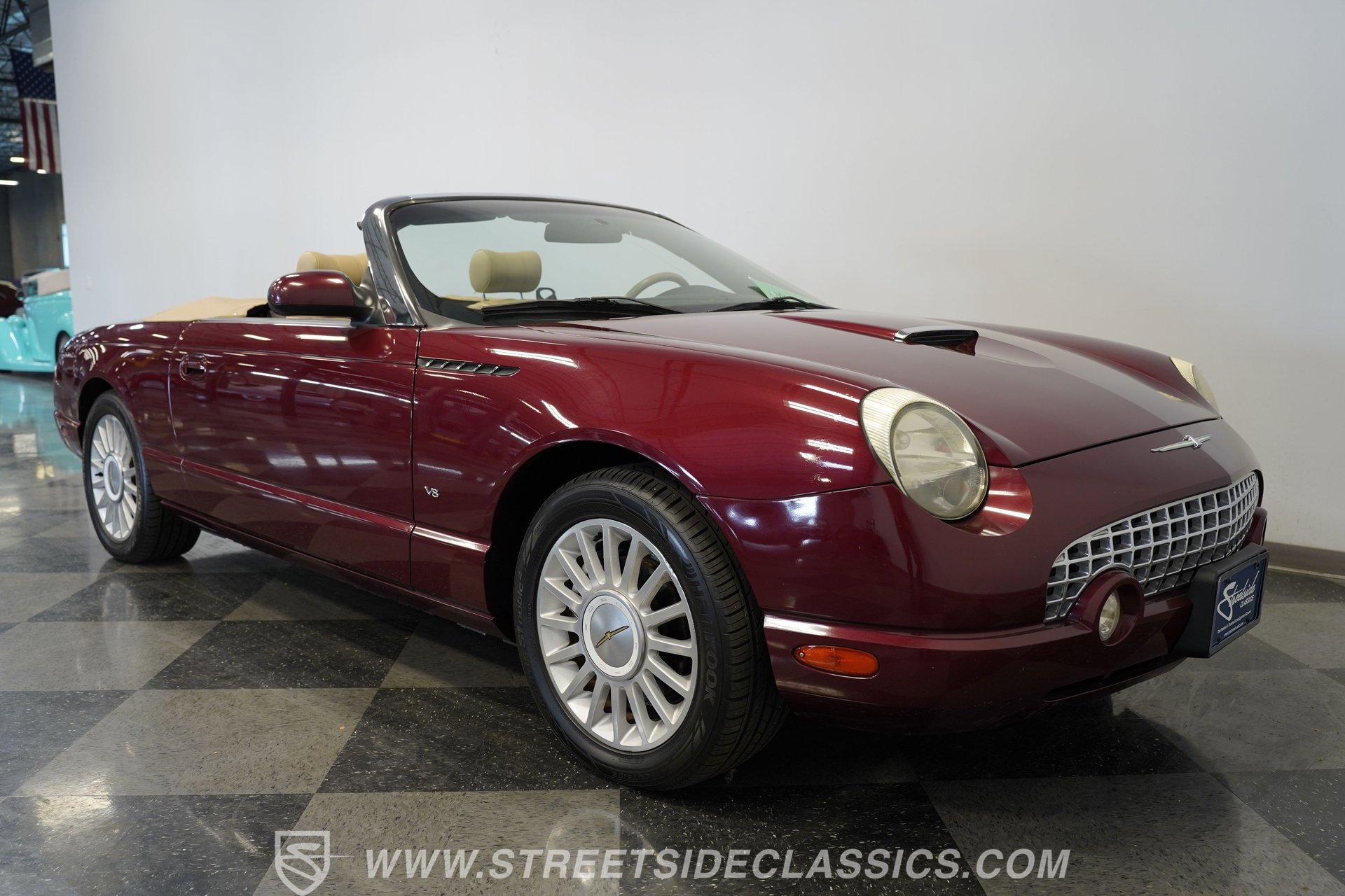 Used 2004 Ford Thunderbird RWD image 16