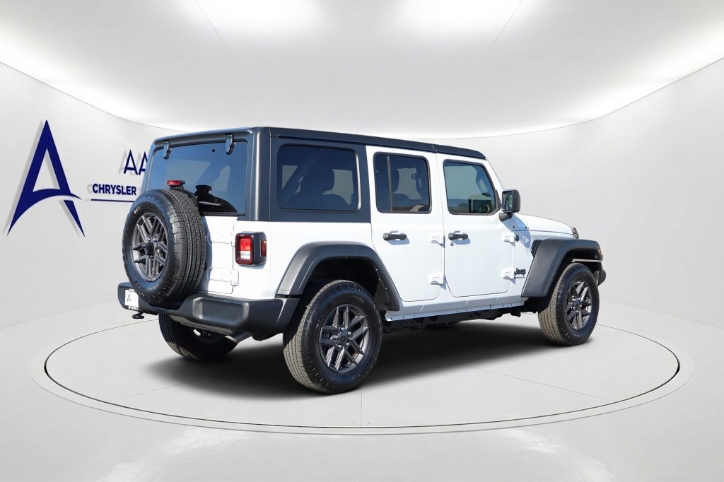 Used 2025 Jeep Wrangler Unlimited Sport AWD/4WD image 4