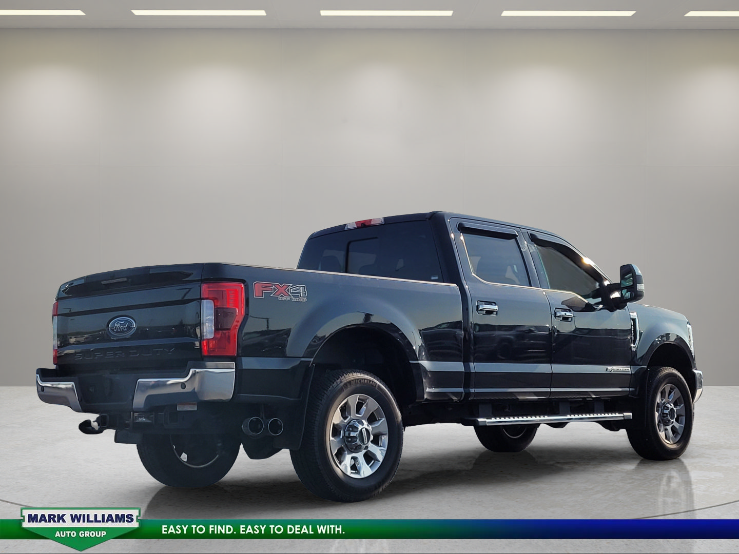 Used 2019 Ford F350 Lariat w/ Lariat Ultimate Package AWD/4WD image 4