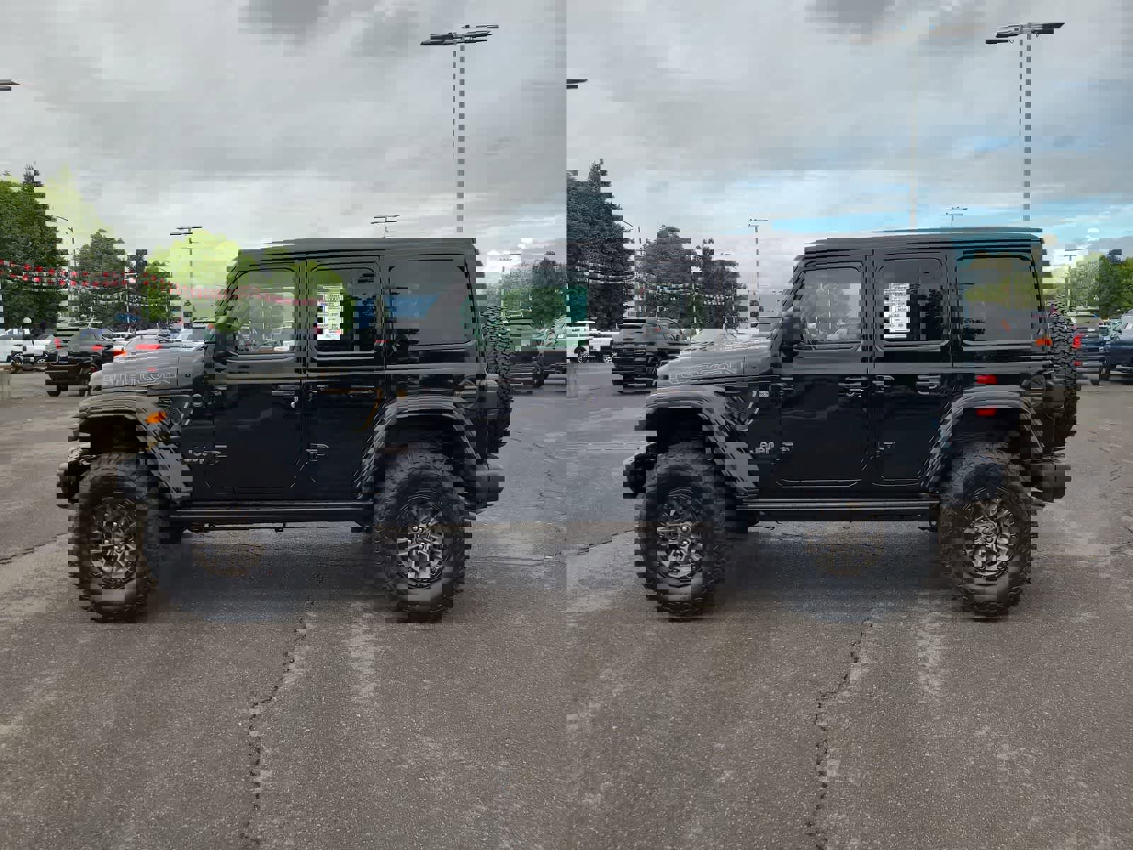 New 2025 Jeep Wrangler Unlimited Rubicon 392 image 11