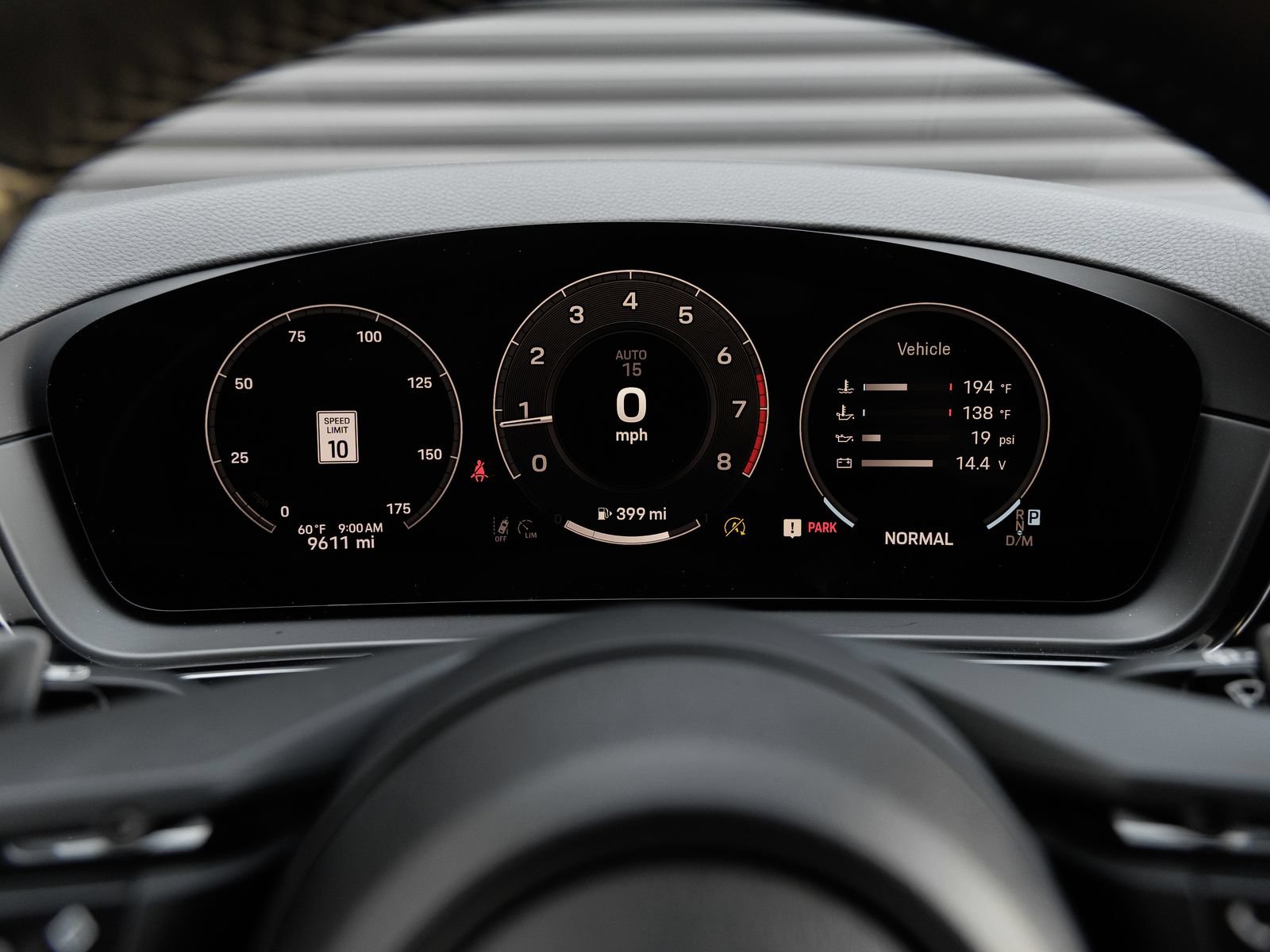 Certified 2025 Porsche Cayenne AWD/4WD image 18