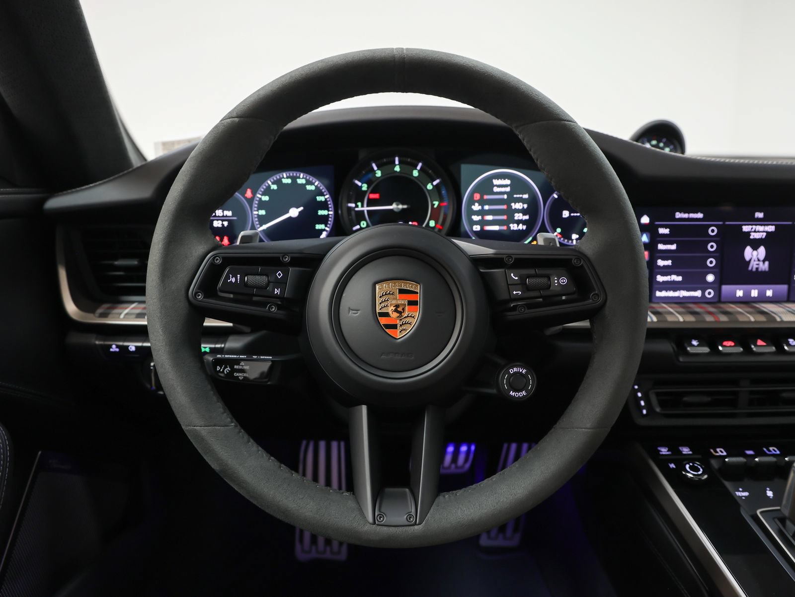 Certified 2025 Porsche 911 Turbo S AWD/4WD image 68