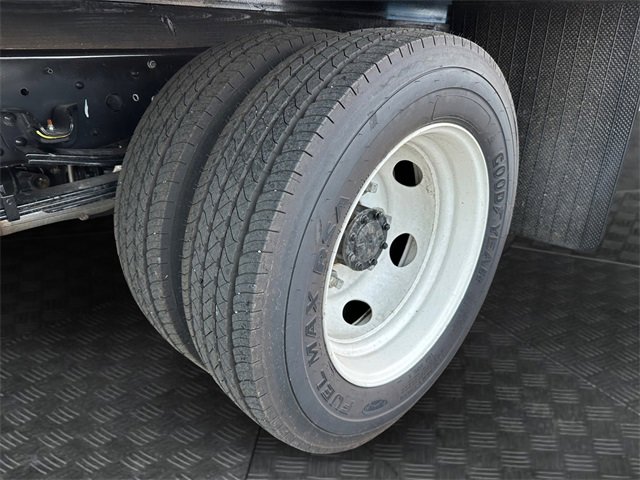 New 2025 Chevrolet Low Cab Forward image 10