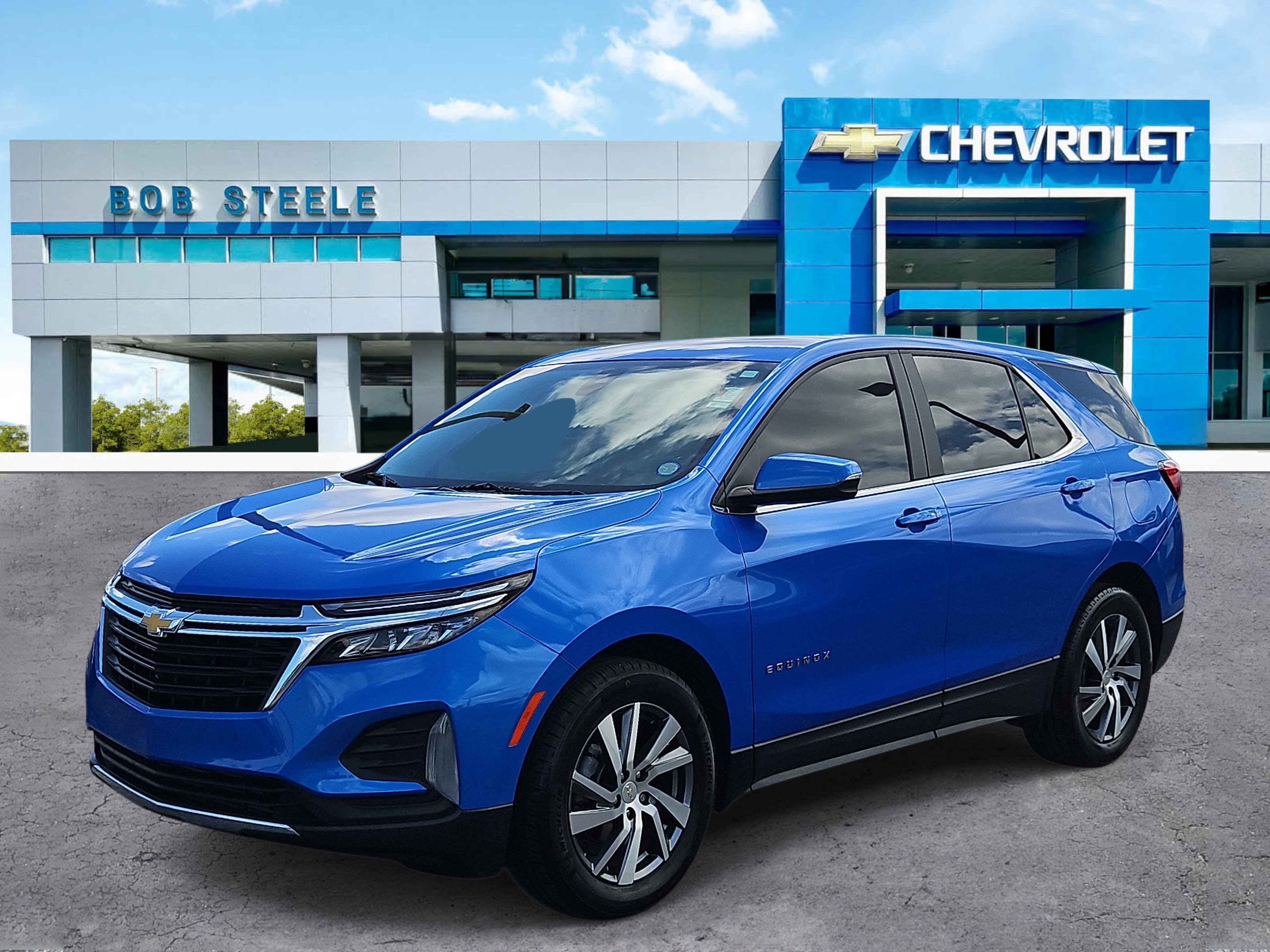 Used 2024 Chevrolet Equinox LT FWD image 2