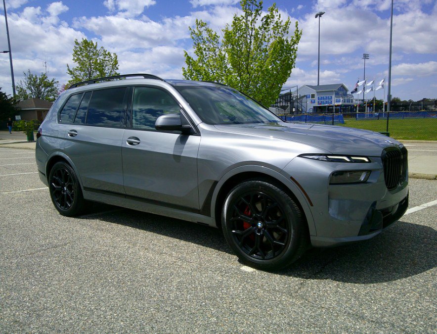 Used 2023 BMW X7 xDrive40i AWD/4WD image 22