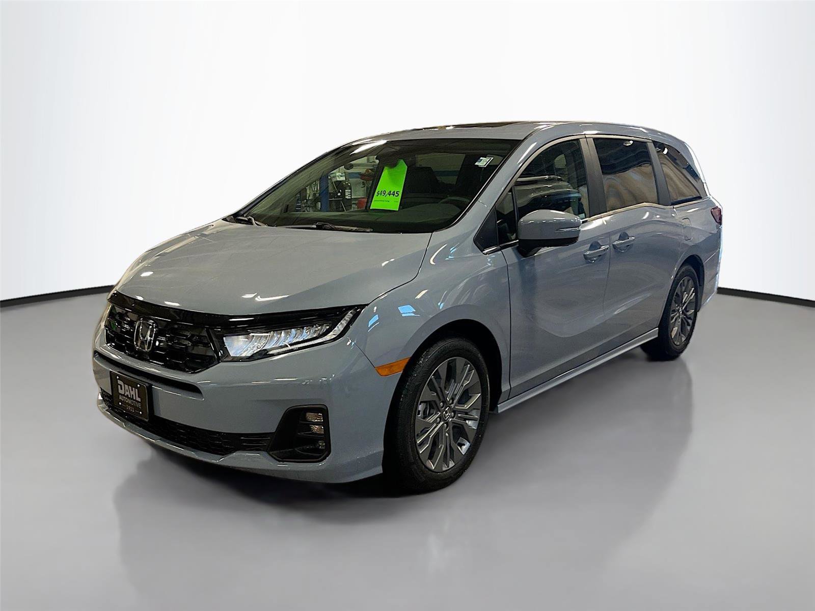 New 2026 Honda Odyssey Elite image 3