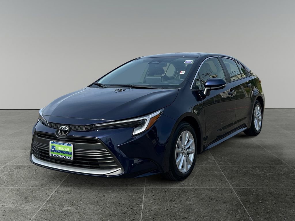 Used 2026 Toyota Corolla XLE FWD image 3