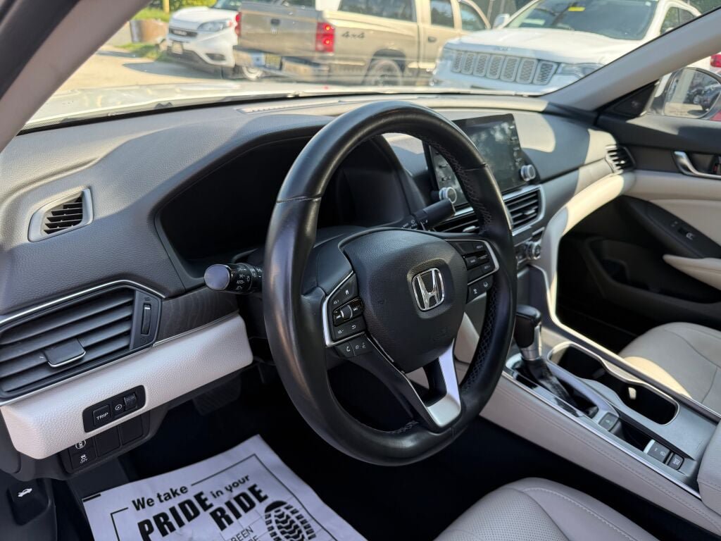 Used 2018 Honda Accord EX-L image 12