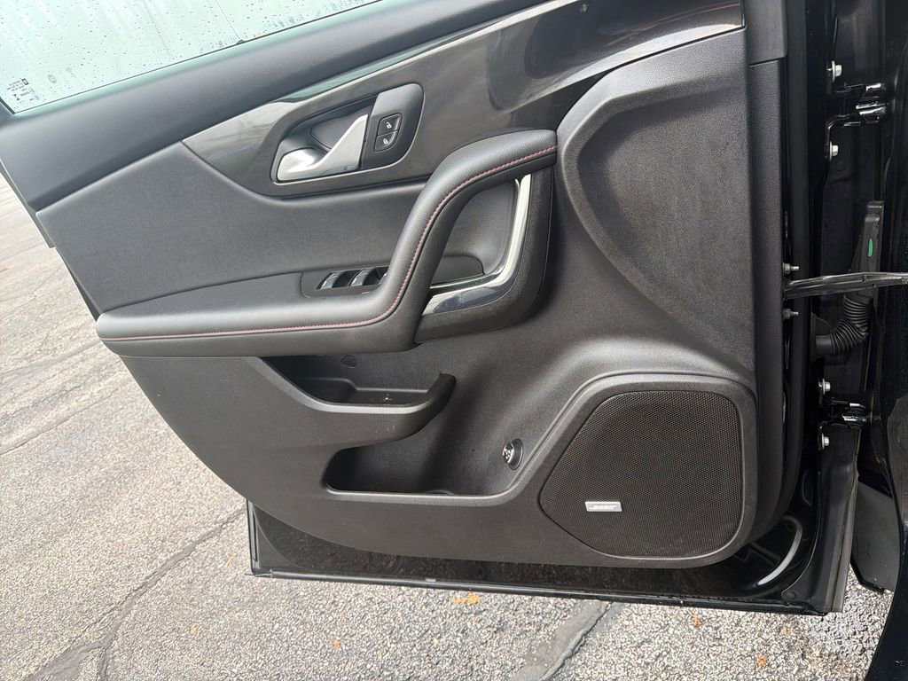 Used 2024 Chevrolet Blazer RS image 11