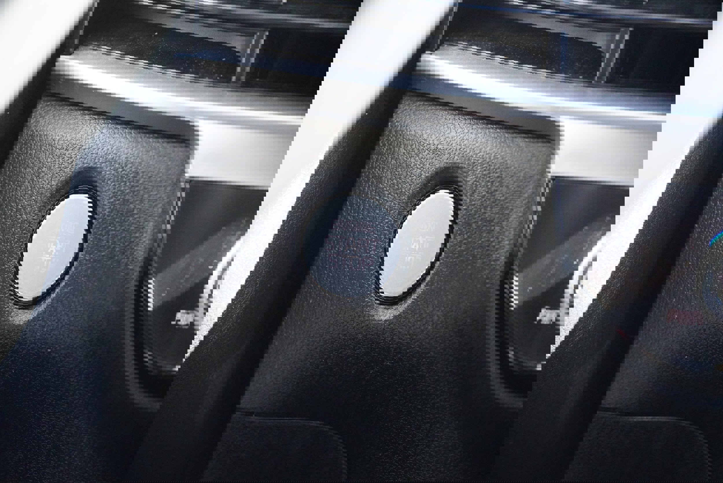 Used 2024 Kia Sorento S image 36