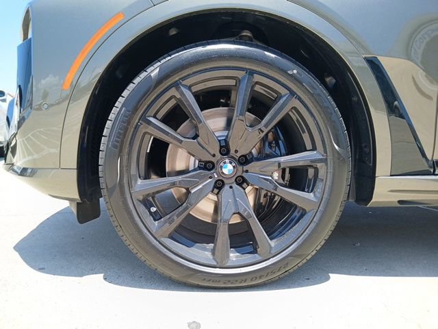 New 2026 BMW X7 xDrive40i image 5