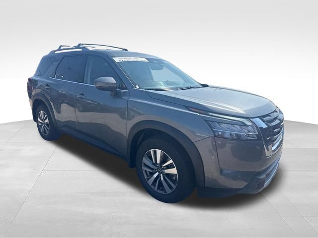 Certified 2024 Nissan Pathfinder SL AWD/4WD image 7