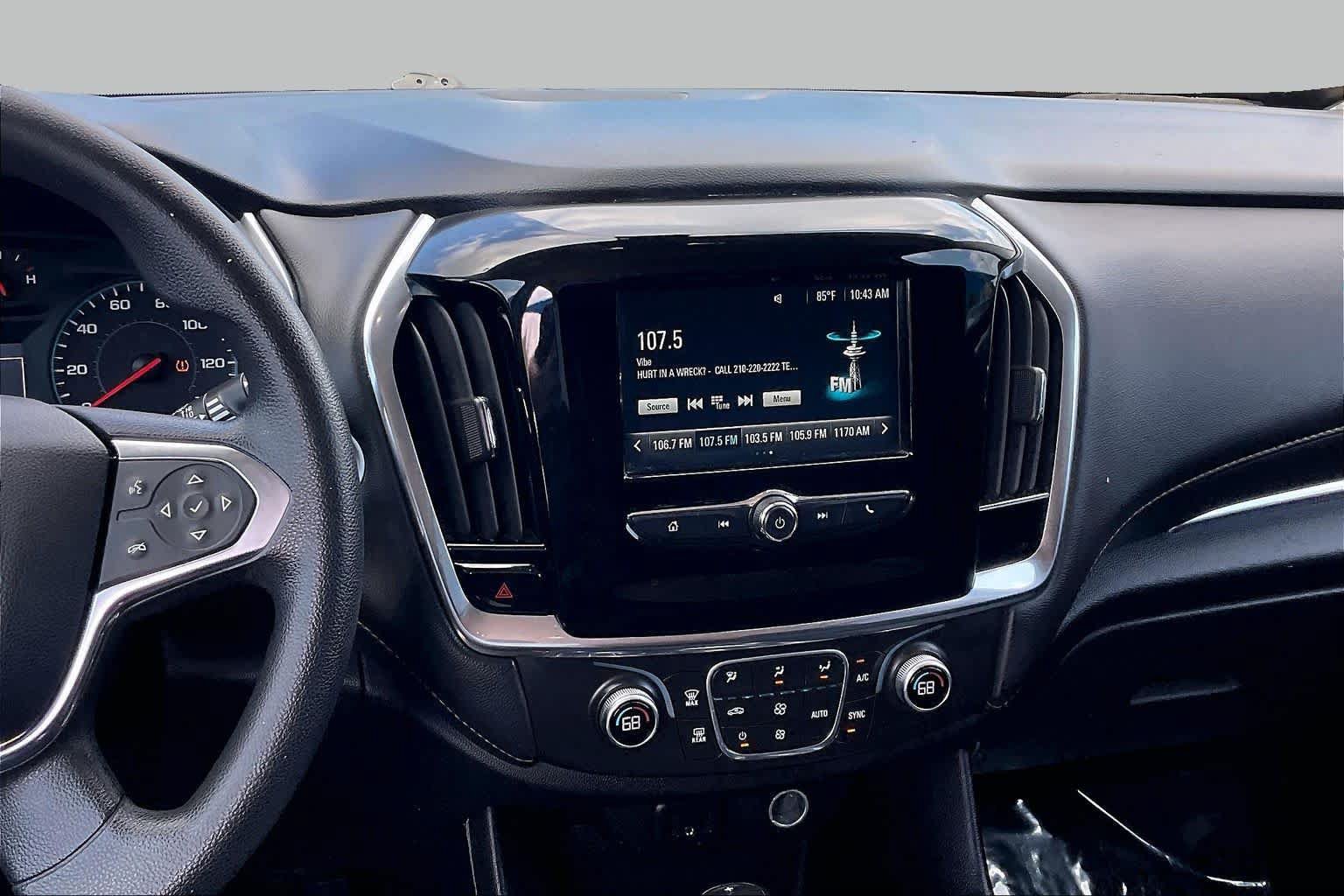Used 2018 Chevrolet Traverse LS FWD image 7