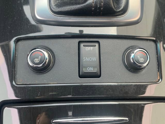 Used 2012 INFINITI FX35 AWD w/ Premium Pkg image 19