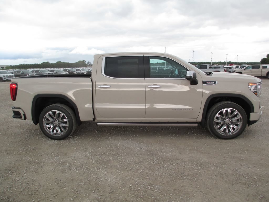 New 2026 GMC Sierra 1500 Denali w/ Denali Reserve Package AWD/4WD image 3