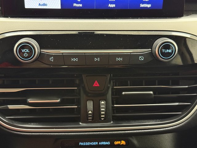 Used 2020 Ford Escape SEL image 18