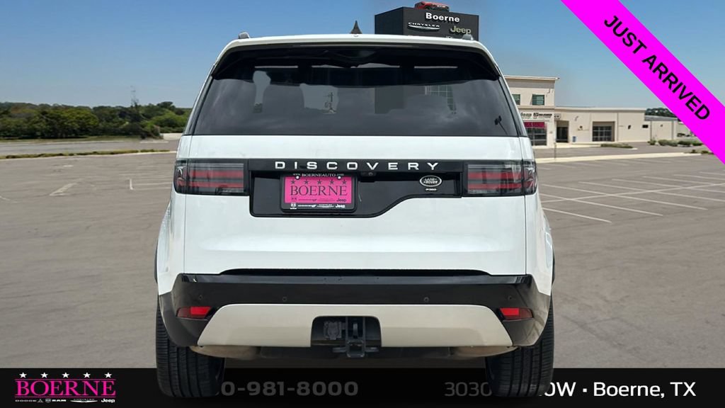 Used 2023 Land Rover Discovery Metropolitan Edition AWD/4WD image 4