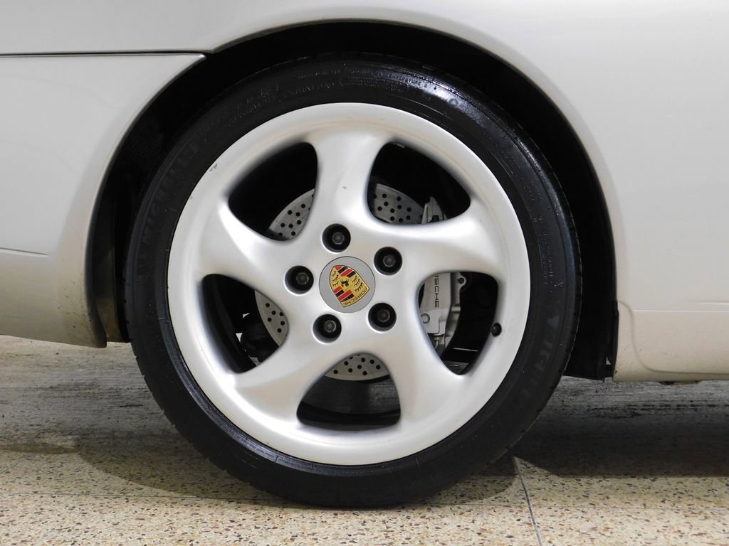 Used 2001 Porsche 911 Carrera 4 image 92