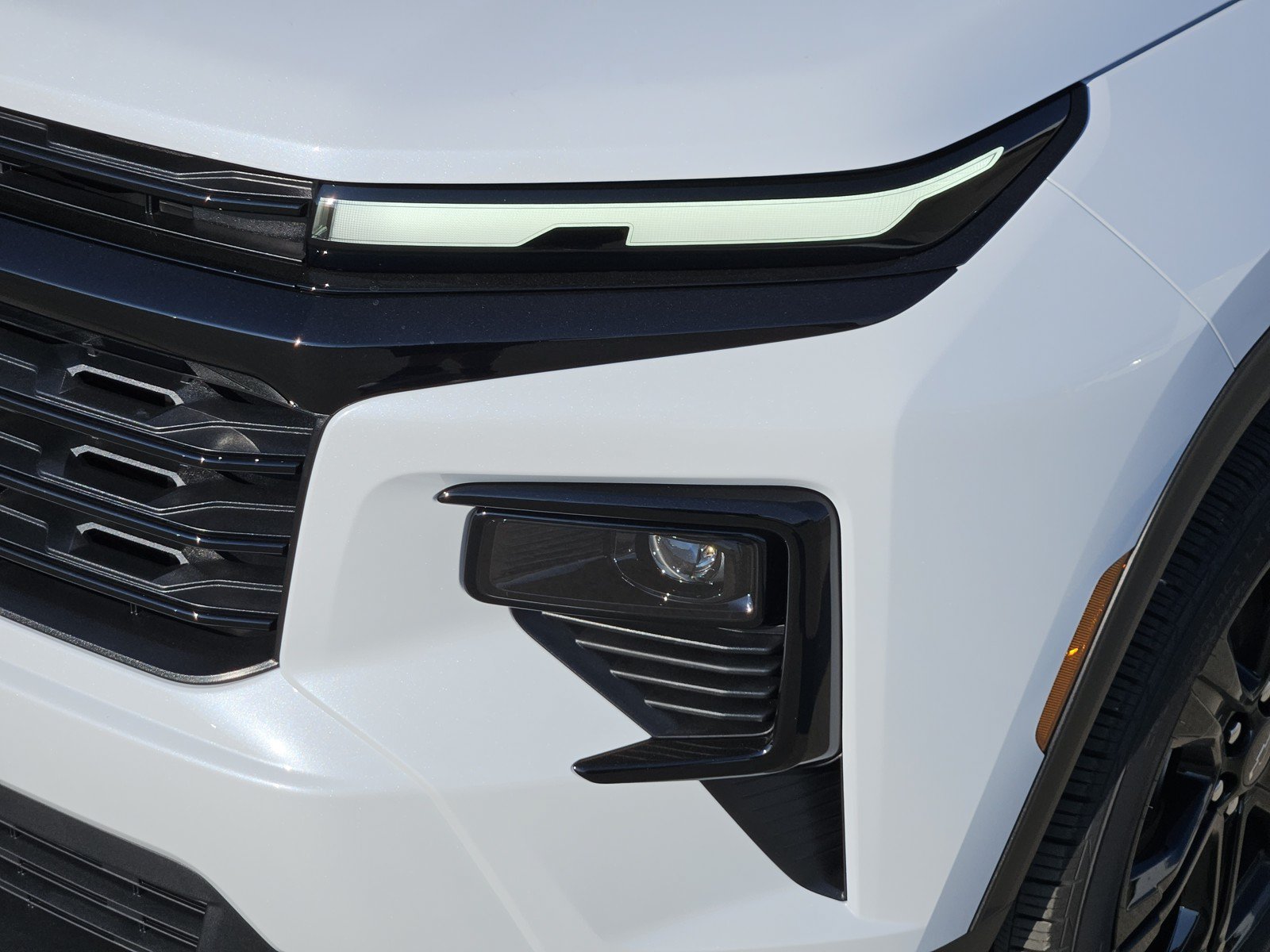 New 2027 Chevrolet Traverse LT w/ Midnight/Sport Edition FWD image 5