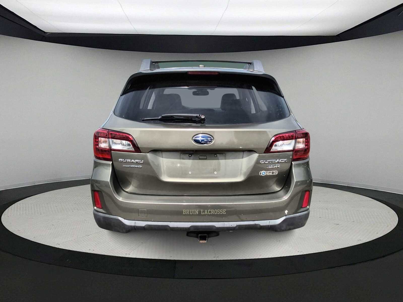 Used 2015 Subaru Outback 3.6R Limited AWD/4WD image 7