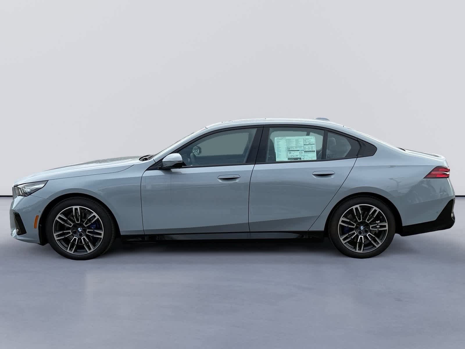 New 2026 BMW 530i xDrive w/ M Sport Package AWD/4WD image 6