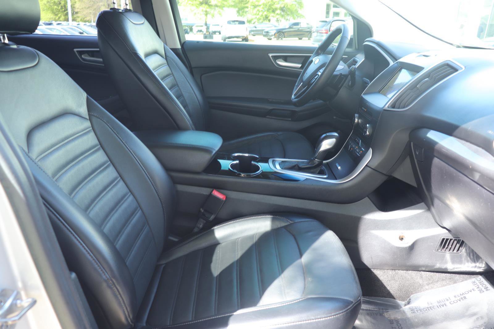 Used 2018 Ford Edge SEL w/ Equipment Group 201A image 19