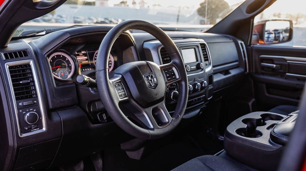 Used 2024 RAM 1500 Classic Warlock RWD image 23