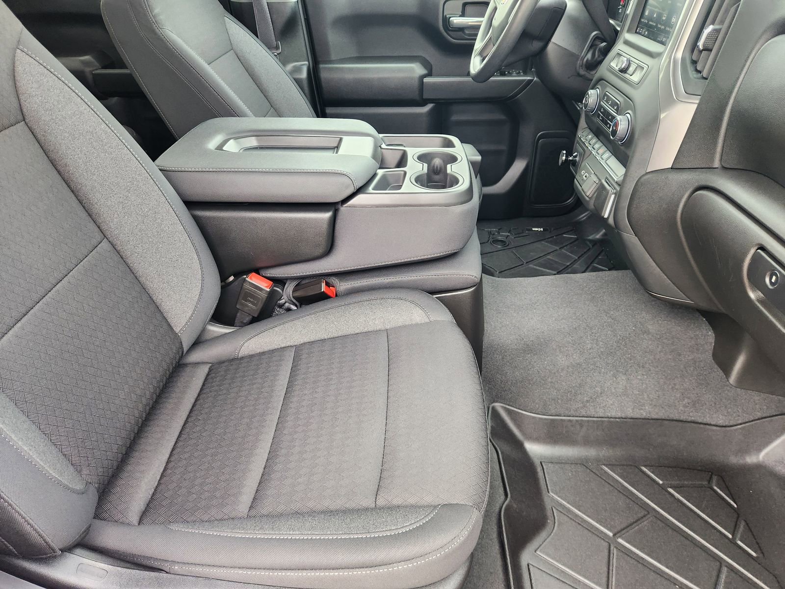 Used 2025 Chevrolet Silverado 1500 Custom AWD/4WD image 14