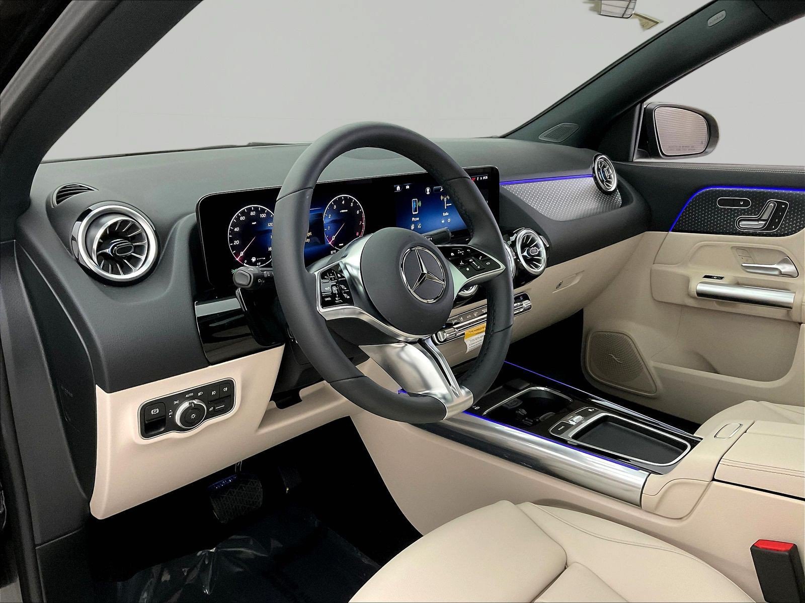New 2026 Mercedes-Benz GLA 250 4MATIC image 15