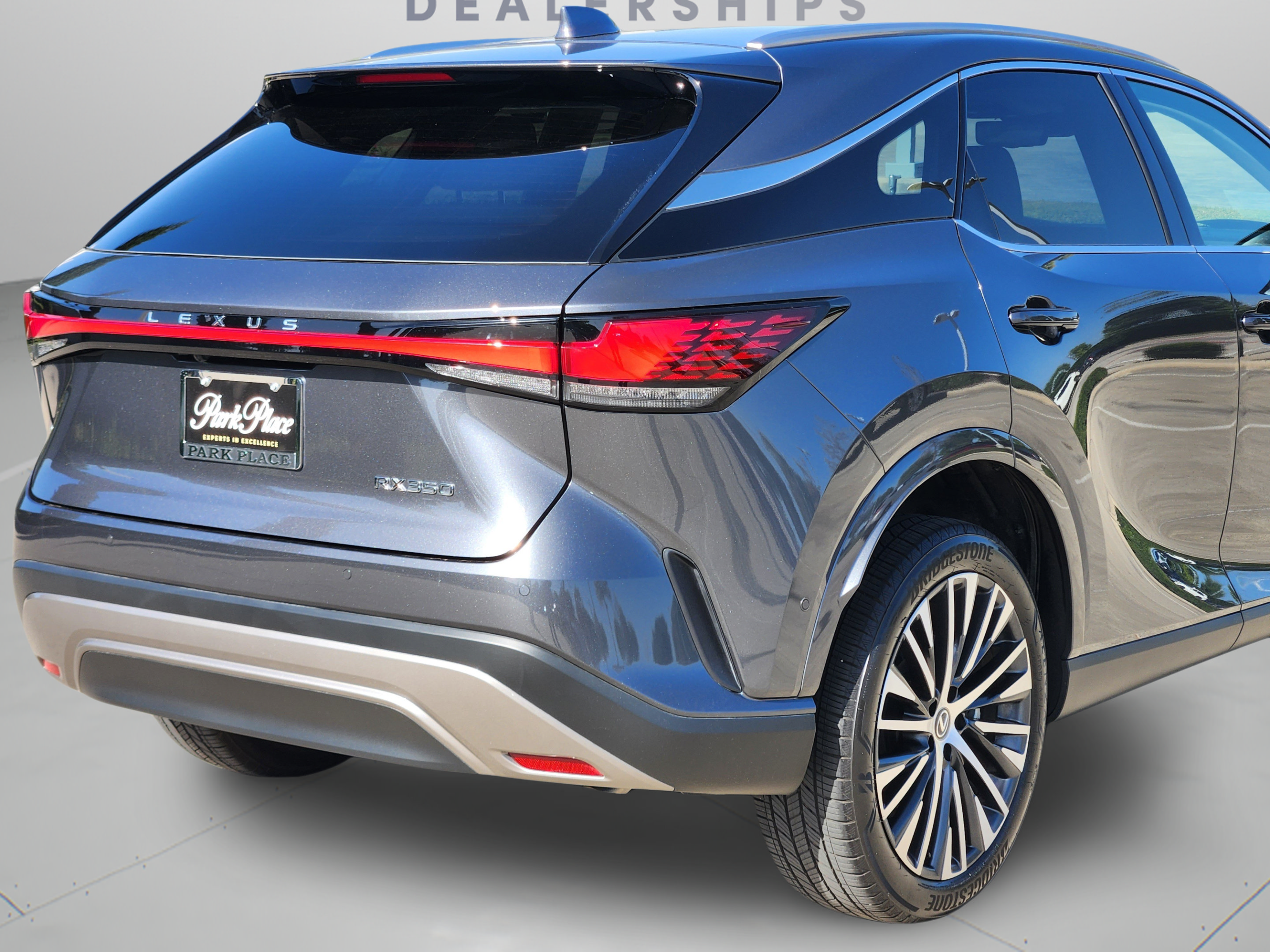 Used 2025 Lexus RX 350 Premium Plus w/ Convenience Package FWD image 32