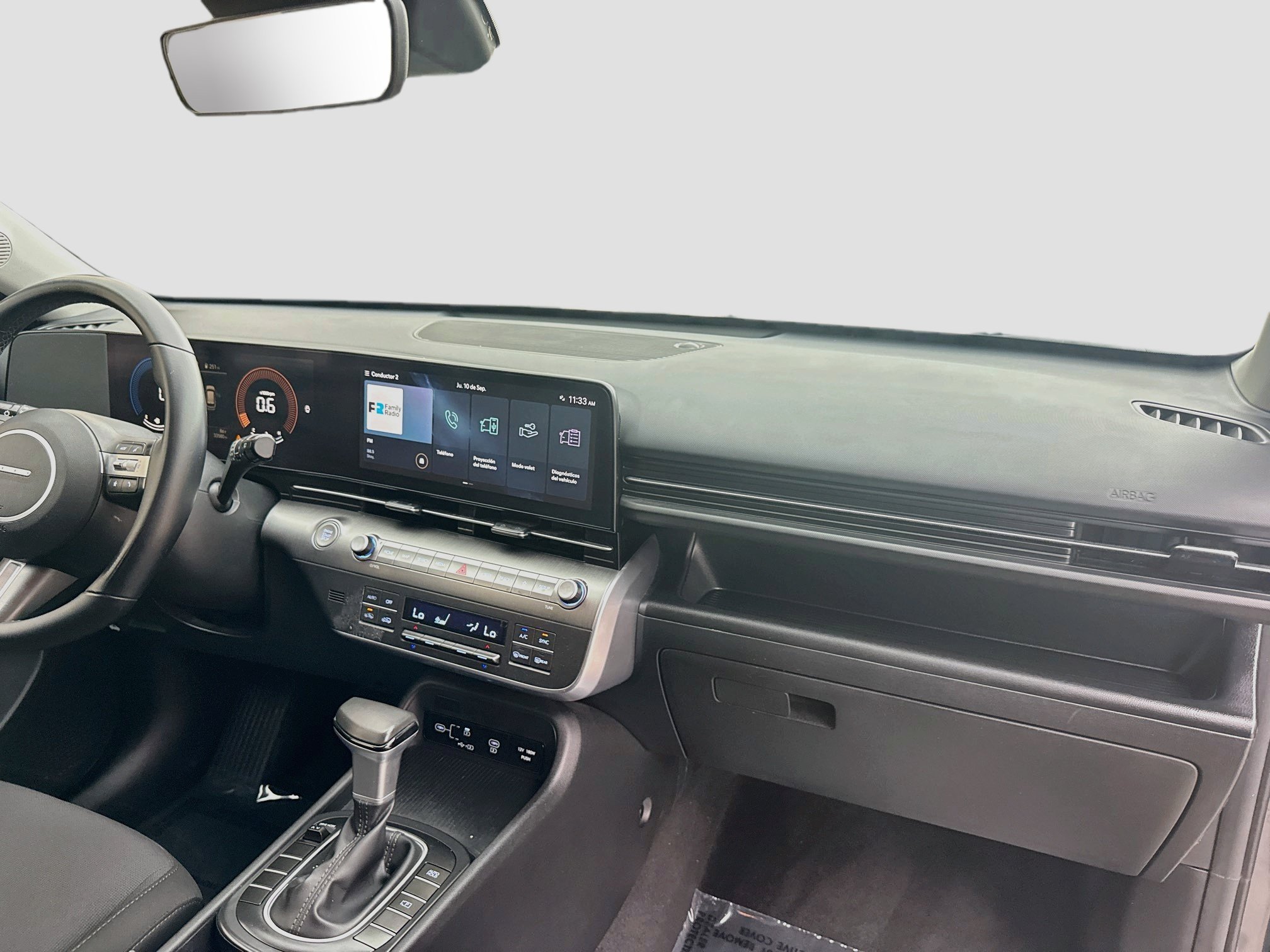 Used 2024 Hyundai Kona SEL FWD image 30